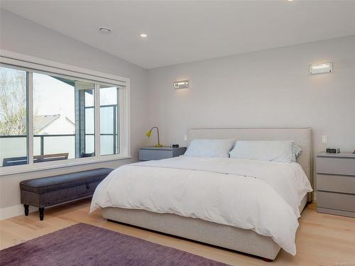 1280 Pembroke St, Victoria, BC - Indoor Photo Showing Bedroom