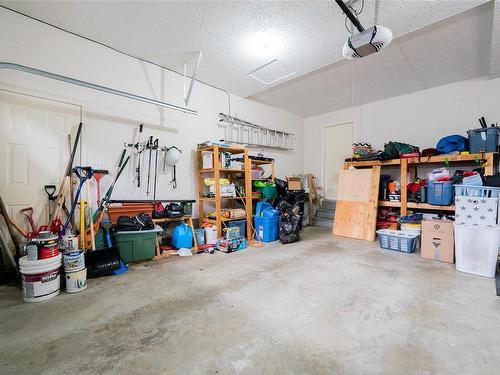 3429 Planta Rd, Nanaimo, BC - Indoor Photo Showing Garage