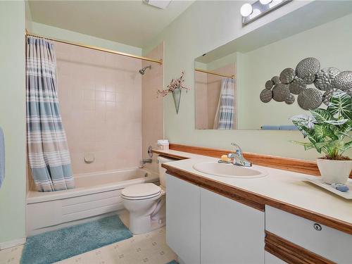 47-1287 Verdier Ave, Central Saanich, BC - Indoor Photo Showing Bathroom