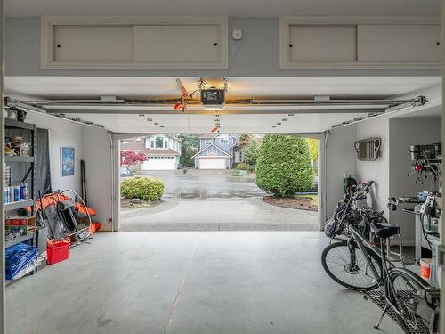 3354 Whitetail Pl, Nanaimo, BC - Indoor Photo Showing Garage