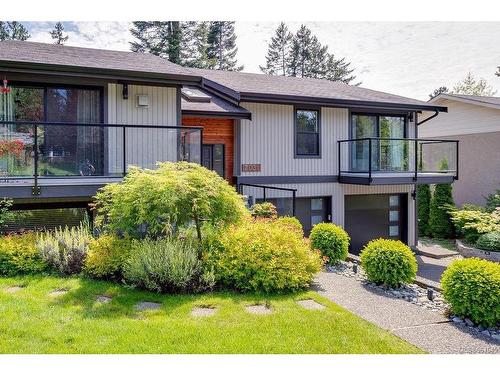 7031 Con-Ada Rd, Central Saanich, BC - Outdoor With Balcony