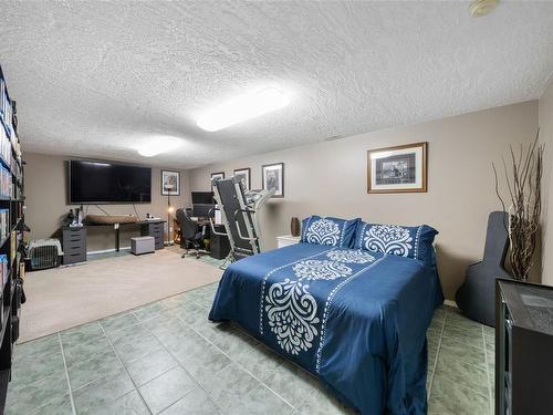 181 River Rd, Lake Cowichan, BC - Indoor Photo Showing Bedroom