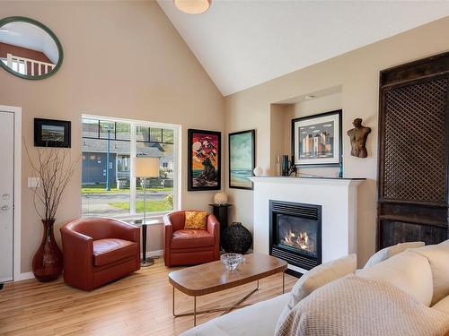 2892 Orange Blossom Cres, Langford, BC - Indoor Photo Showing Living Room With Fireplace
