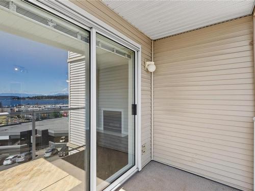 202-315 Hecate St, Nanaimo, BC - Outdoor With Balcony With Exterior