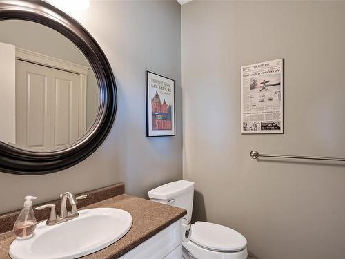 6028 Kaspa Rd, Duncan, BC - Indoor Photo Showing Bathroom