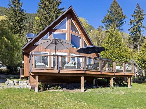 11464 Youbou Rd, Youbou, BC - Outdoor With Deck Patio Veranda