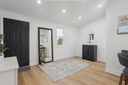 22 Freeborn Avenue, Brantford, ON - Indoor Photo Showing Other Room