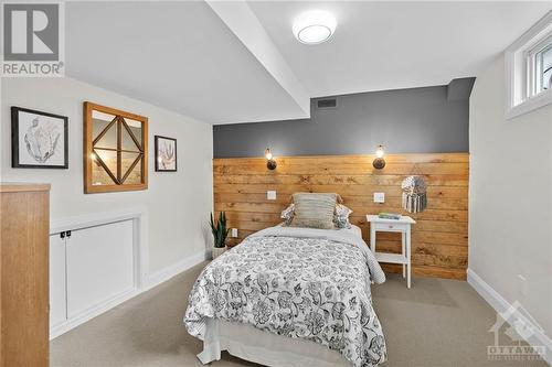 Basement guest bedroom - 10 Okanagan Drive, Ottawa, ON - Indoor Photo Showing Bedroom