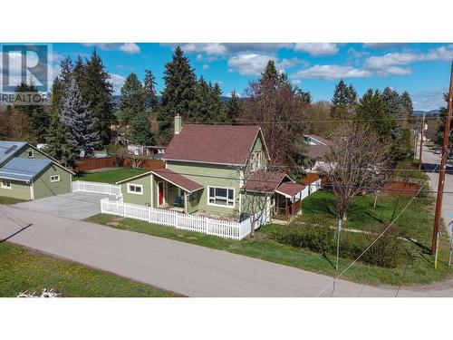 2915 Patterson Street, Armstrong, BC - Outdoor