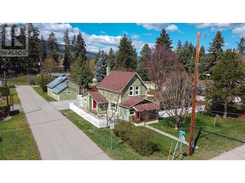 2915 Patterson Street, Armstrong, BC - Outdoor