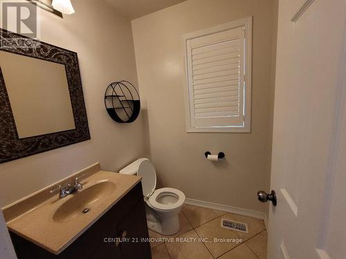 26 Duncan Ave, Brantford, ON - Indoor Photo Showing Bathroom