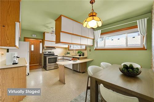 20 Burfield Avenue, Hamilton, ON - Indoor Photo Showing Kitchen