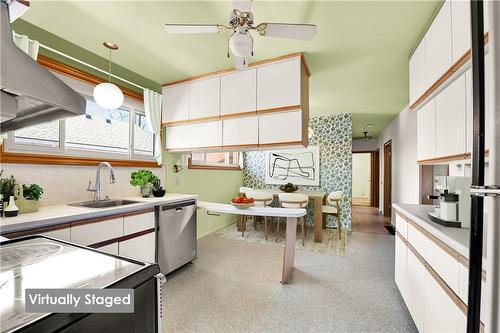 20 Burfield Avenue, Hamilton, ON - Indoor Photo Showing Kitchen