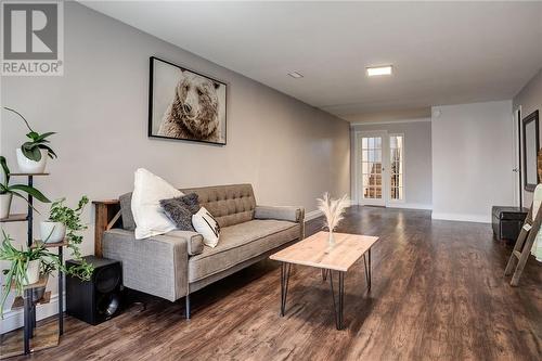 89 Plumtree Crescent, Sudbury, ON - Indoor Photo Showing Living Room