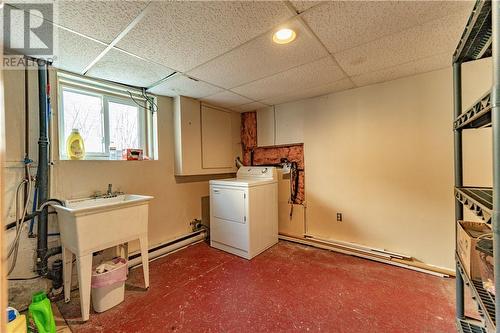 657 Churchill Avenue, Greater Sudbury, ON - Indoor Photo Showing Laundry Room