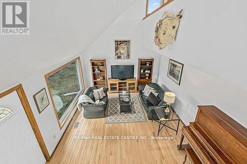 9433 10 Sideroad, Erin, ON - Indoor Photo Showing Other Room