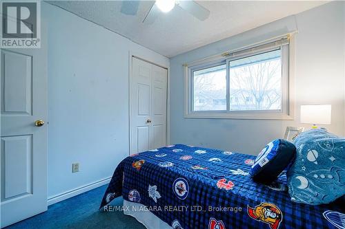 22 Vanier Crt, St. Catharines, ON - Indoor Photo Showing Bedroom