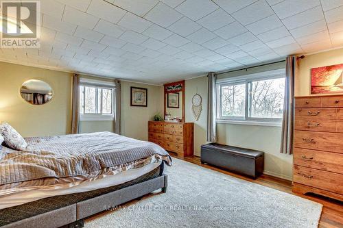 47 Hemlock St, St. Thomas, ON - Indoor Photo Showing Bedroom