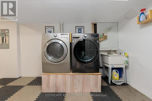 64 Melran Dr, Cambridge, ON - Indoor Photo Showing Laundry Room