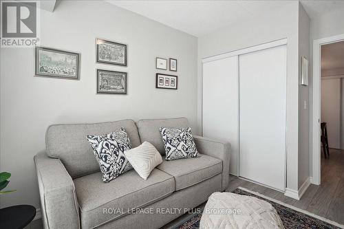 308 - 45 Kingsbury Square, Guelph, ON - Indoor