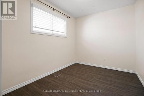 130 Winchester Blvd, Hamilton, ON - Indoor Photo Showing Other Room