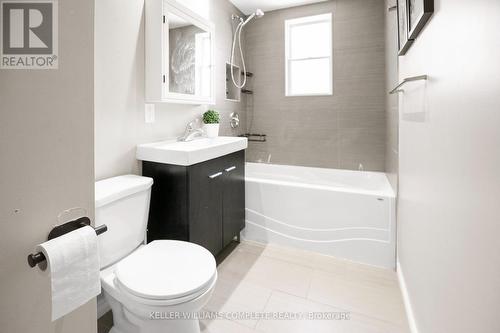130 Winchester Blvd, Hamilton, ON - Indoor Photo Showing Bathroom