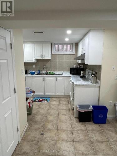 ## Lower -23 Jeremy St, Hamilton, ON - Indoor Photo Showing Kitchen With Double Sink