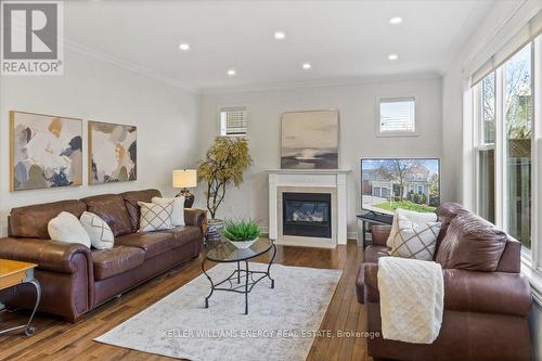 1466 Aldergrove Dr, Oshawa, ON - Indoor Photo Showing Living Room With Fireplace