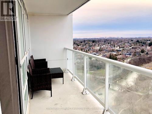 2007 - 10 Wilby Crescent, Toronto, ON - Outdoor With View With Exterior