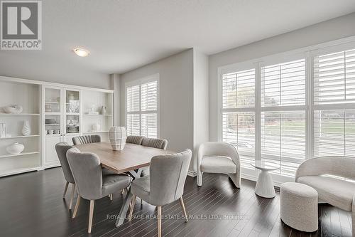 2509 Littlefield Cres, Oakville, ON - Indoor Photo Showing Dining Room