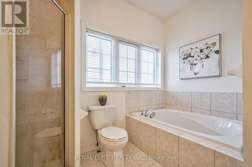 12 Henry Bauer Ave, Markham, ON - Indoor Photo Showing Bathroom