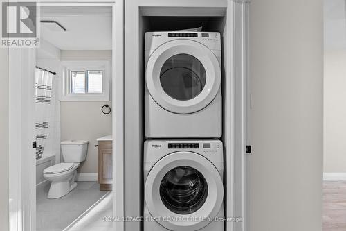47 Mowat Cres, Barrie, ON - Indoor Photo Showing Laundry Room