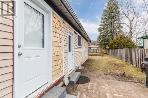 47 Mowat Cres, Barrie, ON - Outdoor With Exterior
