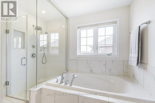 15 Branigan Cres, Halton Hills, ON - Indoor Photo Showing Bathroom