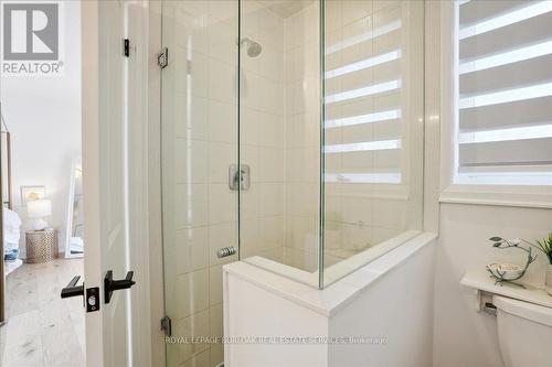 3 - 2071 Ghent Avenue, Burlington, ON - Indoor Photo Showing Bathroom