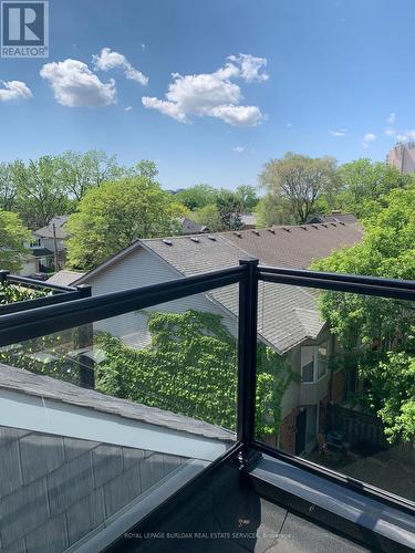 3 - 2071 Ghent Avenue, Burlington, ON - Outdoor With Balcony