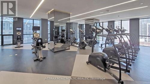 #710 -1 Yorkville Ave, Toronto, ON - Indoor Photo Showing Gym Room