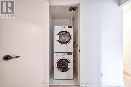 #621 -108 Peter St, Toronto, ON - Indoor Photo Showing Laundry Room