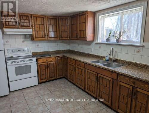 16 Bray Drive, Ajax, ON - Indoor Photo Showing Kitchen With Double Sink