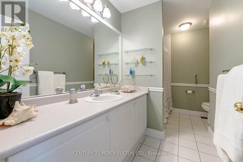 47 Waterbridge Way, Toronto, ON - Indoor Photo Showing Bathroom