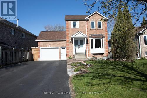 30 Robert Hunter Cres, East Gwillimbury, ON - Outdoor With Facade