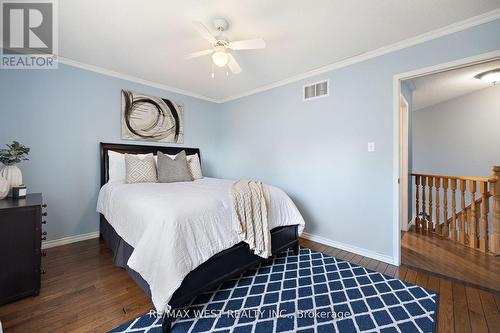 146 8Th Avenue, New Tecumseth, ON - Indoor Photo Showing Bedroom