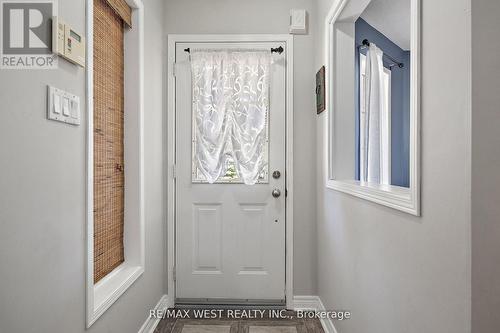 146 8Th Avenue, New Tecumseth, ON - Indoor Photo Showing Other Room