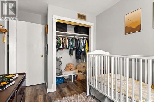 2802 Victoria Avenue, Regina, SK - Indoor Photo Showing Bedroom