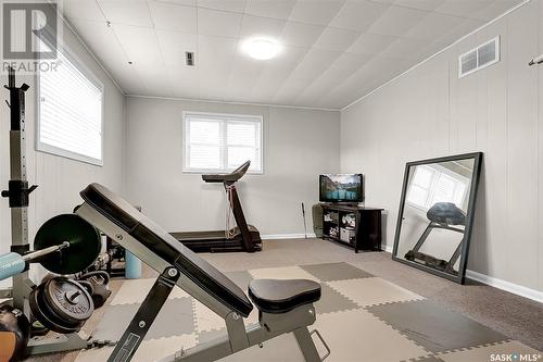 2665 Argyle Street, Regina, SK - Indoor Photo Showing Gym Room