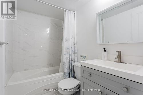 #1008 -177 Linus Rd, Toronto, ON - Indoor Photo Showing Bathroom