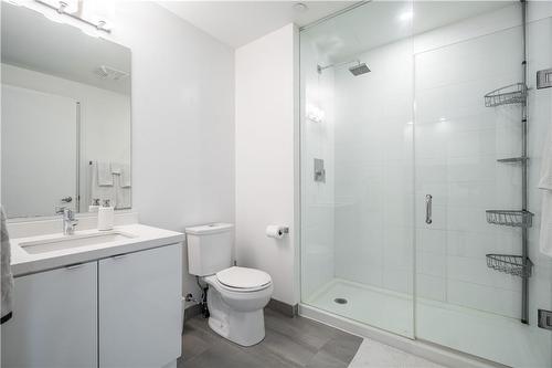 5230 Dundas Street|Unit #A326, Burlington, ON - Indoor Photo Showing Bathroom