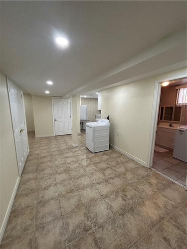 23 Jeremy Street|Unit #Lower Unit, Hamilton, ON - Indoor Photo Showing Other Room