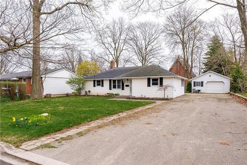 5 Grand Avenue, Grimsby, ON - Outdoor