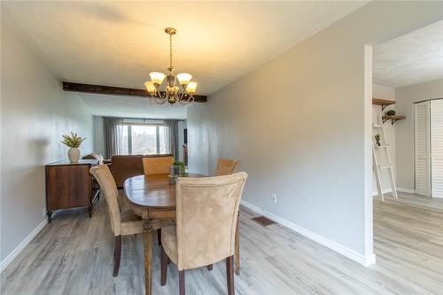 1047 Yankee Line, Ennismore Township, ON - Indoor Photo Showing Dining Room